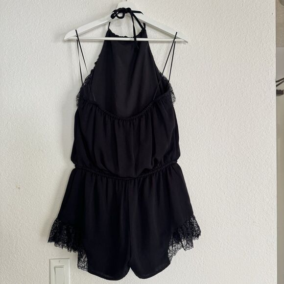 Guess Romper Size Medium Black "Flirty" Lace Trim Soft Y2K Backless Date Night - Picture 14 of 16
